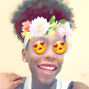 Meet your Posher, Inayja